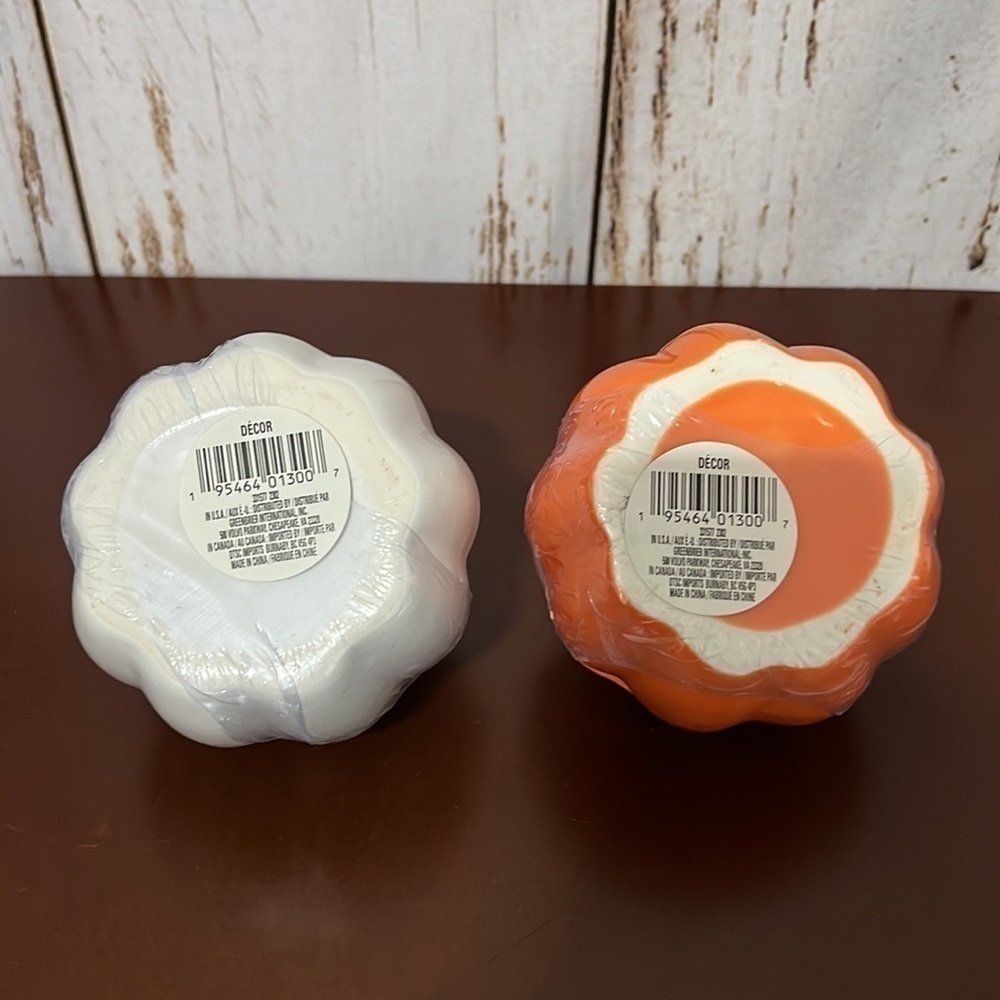 TWO Ceramic Glazed Pumpkin‎ Dishes - Picture 3 of 4